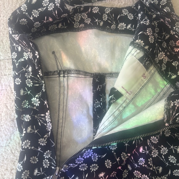 Black daisy dress - Picture 3 of 3